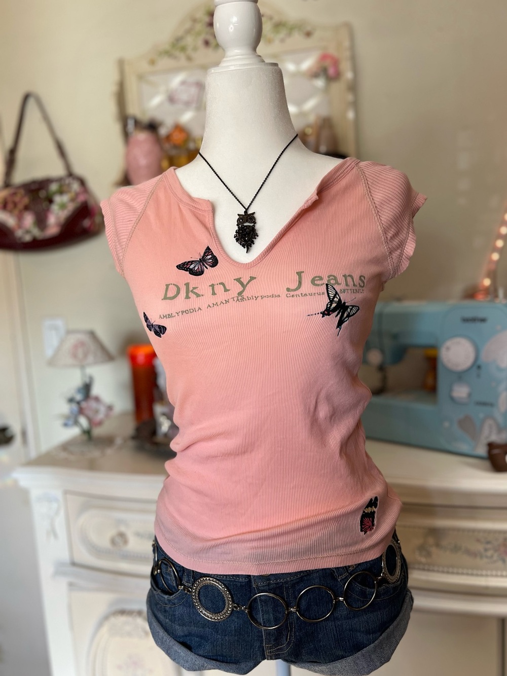 Dkny Pink Ribbed Butterfly V‑Neck Tee